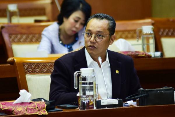 Deddy Yevri Sitorus menyampaikan penghormatan terhadap profesi wartawan beserta perannya sebagai salah satu pilar penting dalam kehidupan demokrasi.