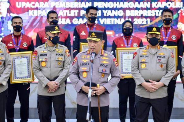Tentunya kita terus mendorong agar rekan-rekan, khususnya yang ikut di dalam bidang olahraga atau bidang lainnya untuk terus berlatih. Dan kita intitusi akan memberikan ruang untuk itu. Sehingga mereka bisa betul-betul fokus dan termotivasi.