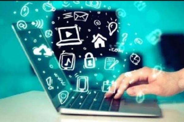 Webinar Kemenkominfo di Sumbawa, Bahas Kompetensi Digital Terkait Etika Dalam Menggunakan Internet&nbsp;&nbsp;