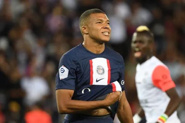 Bantah Rumor Hengkang, Mbappe Tegaskan Hormati Kontrak