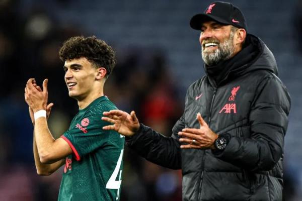Barcelona dipastikan gagal menggaet pemain muda Liverpool, Stefan Bajcetic