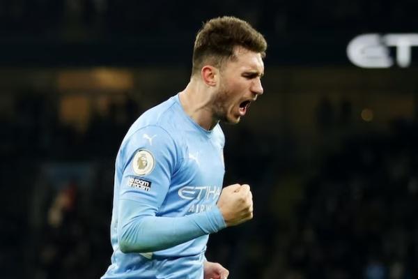 PSG Ikut Berburu Aymeric Laporte dari City