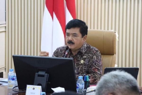 Diduga data-data tersebut diperoleh dari beberapa kota/kabupaten sehingga ada sebagian yang tidak sesuai dengan pemiliknya, baik NIK maupun NPWP.