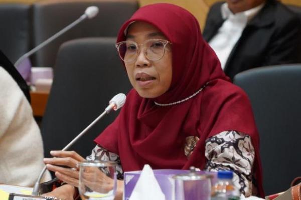 Kebijakan tersebut merupakan langkah yang tepat untuk memastikan subsidi pemerintah benar-benar dinikmati oleh masyarakat yang menjadi sasaran.