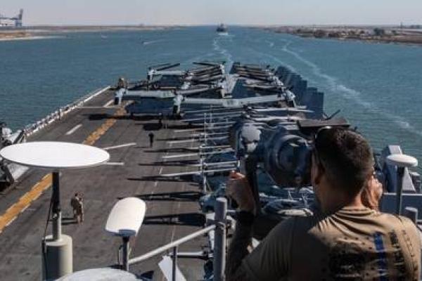Militer Amerika Serikat (AS) telah mengerahkan ribuan tentara dan aset angkatan laut tambahan ke Timur Tengah untuk "menghalangi" pasukan Iran