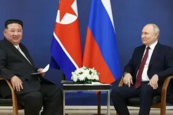 Sepulang dari&nbsp; Rusia , Kim Jong Un dapat hadiah&nbsp;rompi anti peluru