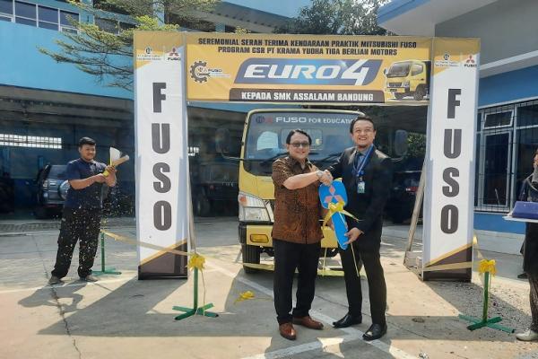 Masalah Lampu Rem Canter Euro4, Fuso Buka Fix Field Campaign