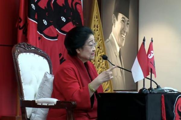 Ketua Umum PDI Perjuangan, Megawati Soekarnoputri mengungkapkan, pasangan capres dan cawapres nomor urut 3, Ganjar Pranowo dan Mahfud MD telah memenuhi tiga syarat untuk menjadi pemimpin Indonesia ke depan.