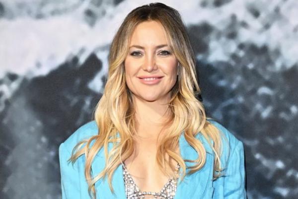 Manggung Kecil-kecilan di Aspen, Kate Hudson Terobesi Jadi Penyanyi dan Bikin Album&nbsp;