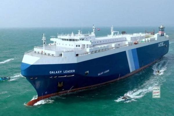 Sebuah kapal milik Arab Saudi mengalami kerusakan ringan setelah menjadi sasaran serangan di Laut Merah