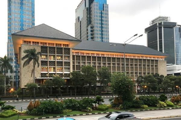 Mei 2026, Penjualan Eceran Turun