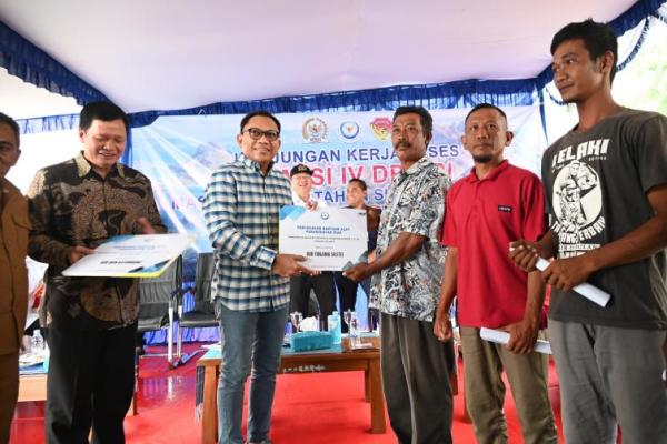 Anggota Komisi IV DPR RI Yohanis Fransiskus Lema, menyampaikan bahwa akan dibangun sebuah kampung nelayan modern di Labuan Bajo, Manggarai Barat, Nusa Tenggara Timur.