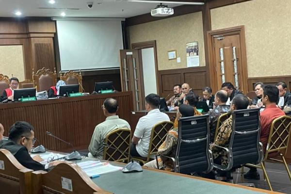 Saksi menyebut, stafsus SYL bernama Joice itu berasal dari Partai NasDem.