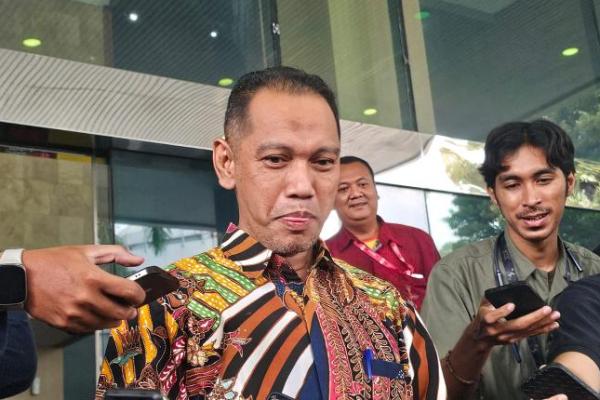 Ghufron harus menjalani proses etik lantaran diduga membantu mutasi di Kementan.