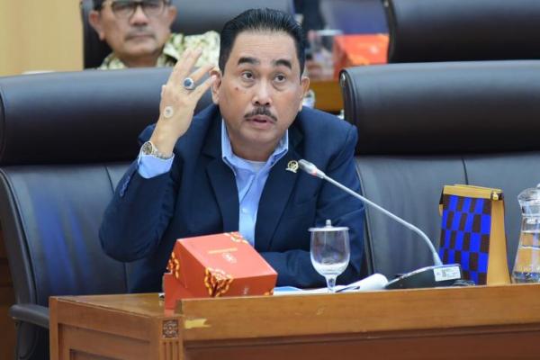 Pertamina Patra Niaga memanggil semua para pengusaha-pengusaha tersebut untuk bisa membuat suatu partai integritas dan membuat pengawasan melekat terhadap para pengusaha-perusahaan tersebut, bila penting kalau ada pengusaha yang melakukan itu (kecurangan) langsung ganti pemain.