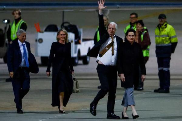 Pendiri WikiLeaks Pulang ke Australia sebagai Orang Bebas setelah Belasan Tahun