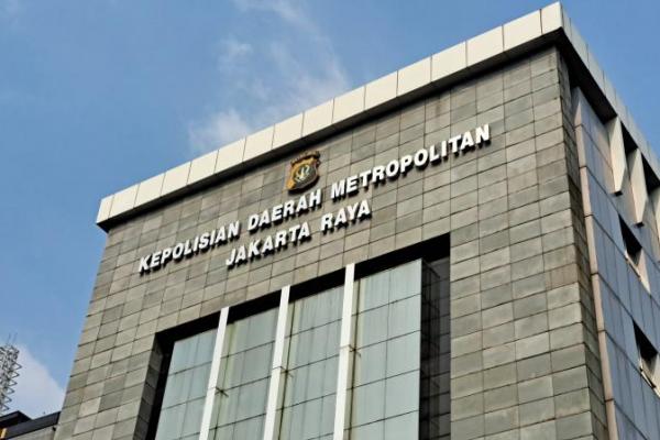 Desakan itu terkait dugaan fitnah ijazah palsu milik Presiden RI ke-7, Joko Widodo atau Jokowi.