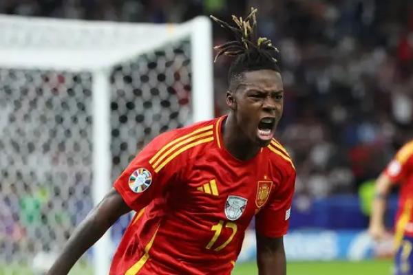Williams muncul sebagai salah satu sensasi terbesar turnamen, memainkan peran kunci dalam keberhasilan Spanyol meraih gelar juara.