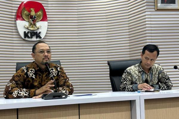 Keduanya merupakan&nbsp;anggota DPR RI Fraksi Partai Nasdem.