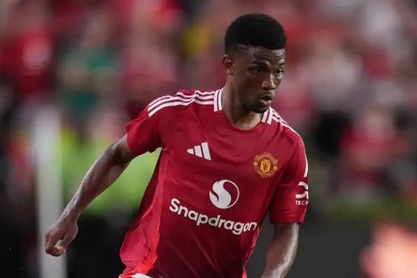 Manchester United (MU) terus berbenah sepanjang pramusim menyambut musim 2025/2026. Tim asuhan Ruben Amorim enggan kembali mengulang prestasi kelam yang pernah torehkan musim lalu.