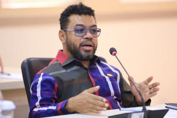 Anak-anak dari keluarga miskin akan semakin rentan kehilangan kesempatan melanjutkan pendidikan.