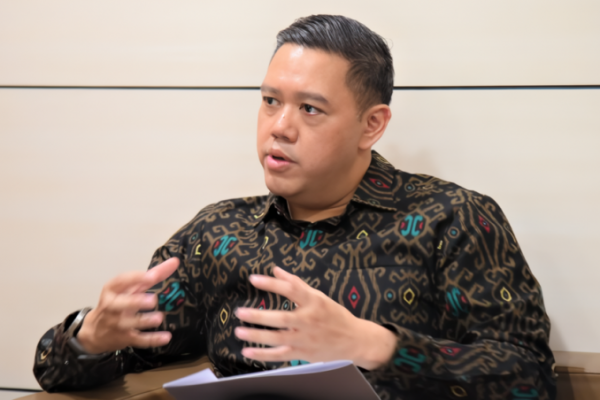 Pengaturan yang tegas diperlukan agar setiap perkara ditangani melalui mekanisme peradilan yang tepat dan tidak menimbulkan perbedaan penafsiran