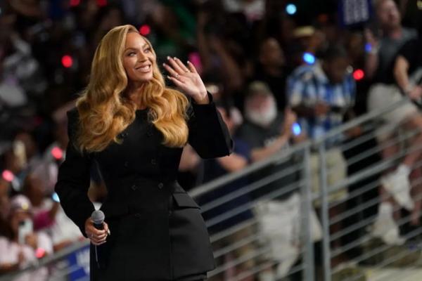 Tina Knowles Bantah Putrinya Beyonce Dibayar Rp158 Miliar di Kampanye Kamala Harris