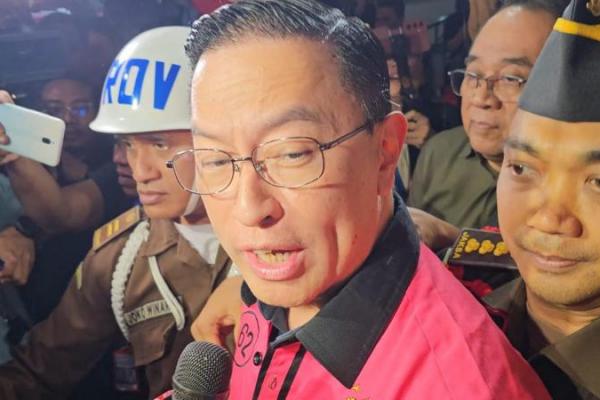 Kasus korupsi impor gula ini merugikan keuangan negara sebesar Rp400 miliar