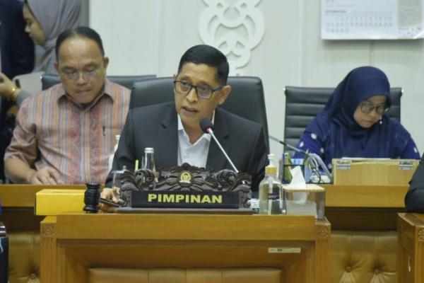 Koalisi Masyarakat Sipil mengugat Rancangan Undang-Undang Kitab Undang-Undang Hukum Acara Pidana (RUU KUHAP) ke MKD DPR.