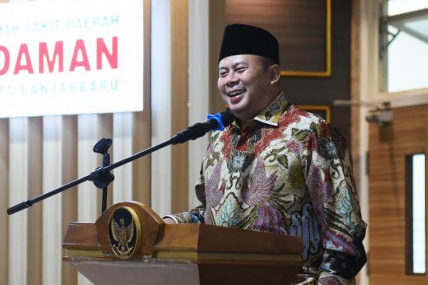 Ya saya sebagai pimpinan DPR tentu mengapresiasi, terimakasih kepada bapak Presiden Prabowo Subianto yang sudah meneken Inpres DTSEN. Ini tentu prestasi yang membanggakan, bagaimana pengentasan kemiskinan, target miskin ekstrem nol persen insyaallah bisa cepat terwujud.