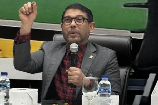 Kita mendorong agar aparat tidak berhenti pada pelaku lapangan. Harus ditelusuri siapa saja yang terlibat, termasuk kemungkinan adanya jaringan yang lebih besar di balik peredaran narkoba di dalam lapas.