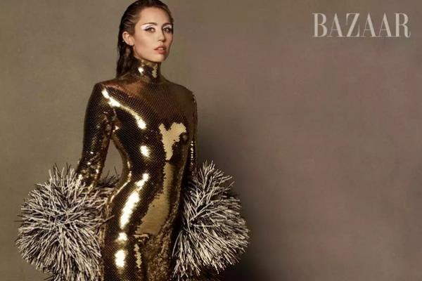 Tinggalkan Disney, Miley Cyrus Dilarang Menyanyikan Lagu-lagu Hannah Montana&nbsp;