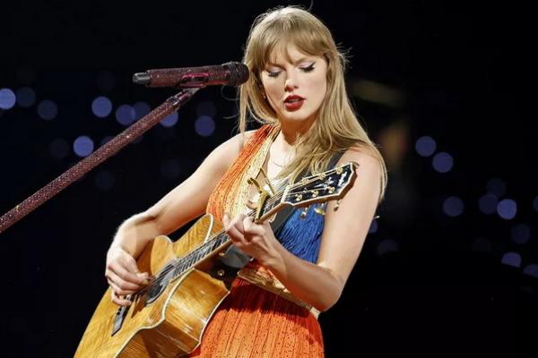 Sungguh Dermawan, Taylor Swift Donasikan Rp1,6 Miliar untuk Swiftie Kecil Pengidap Kanker Otak