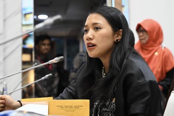 Peran BPD dalam penyaluran kredit berbasis hijau perlu terus ditingkatkan. Apalagi, OJK mencatat alokasi kredit pada sektor-sektor dengan intensitas karbon tinggi masih signifikan, sekitar 40 persen dari total kredit di industri perbankan.