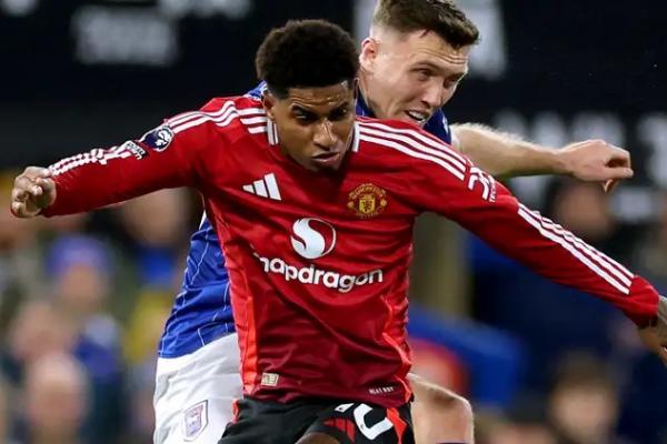 Ketidakpastian masa depan Marcus Rashford di Manchester United (MU) akan dimanfaatkan oleh AC Milan.