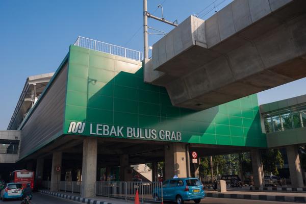 Pemprov DKI Jakarta memberikan penawaran spesial bagi pengguna transportasi publik untuk memperingati Hari Perhubungan Nasional dan Hari Keselamatan Lalu Lintas 2025.