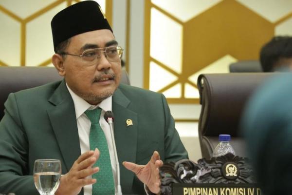Dukungan masyarakat masih besar kepada KPK dibanding lembaga lain. Tapi mohon pimpinan baru mempertahankan kepercayaan yang ada.