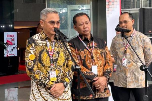 Paulus Tannos menggugat penangkapan sementara atau provisional arrest di Pengadilan Singapura.