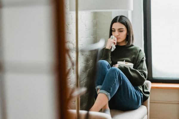 Rasa capek atau lelah tidak selalu berasal dari aktivitas fisik, karena otak dan emosi yang bekerja tanpa henti juga bisa memaksa tubuh kecapean atau kelelahan