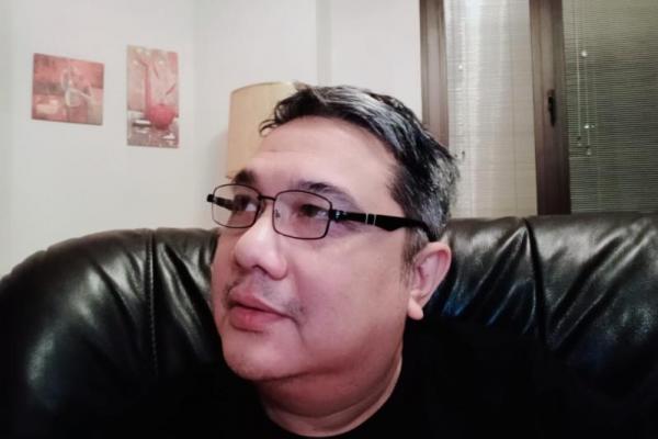 Ironisnya, Harun Masiku sendiri tak pernah tampak wajudnya di pengadilan.