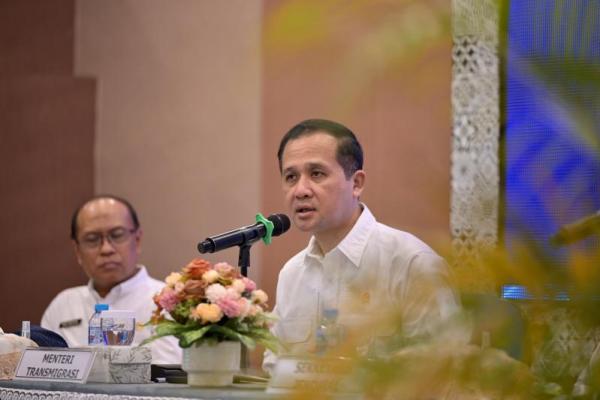 Menteri Transmigrasi Dorong Peningkatan Kompetensi SDM Transmigran di BBPPM Yogyakarta