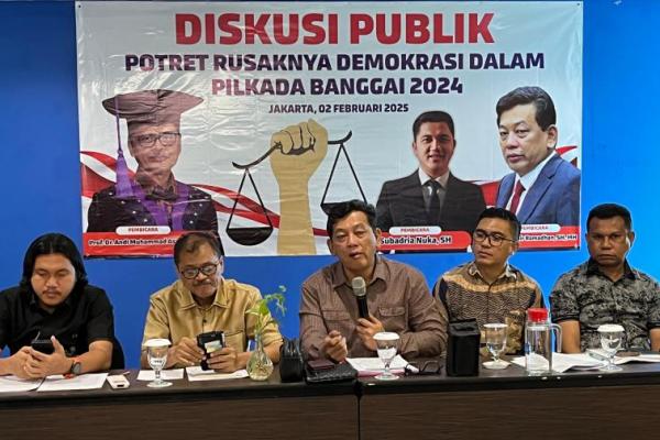 Terdapat indikasi kuat terjadinya penyalahgunaan kewenangan, penyalahgunaan kekuasaan, abuse of power. Penyalahgunaan kewenangan, kekuasaan itu bisa dengan secara langsung kekuasaannya, dengan tindakannya, bisa juga dengan mempengaruhi para pemilih.