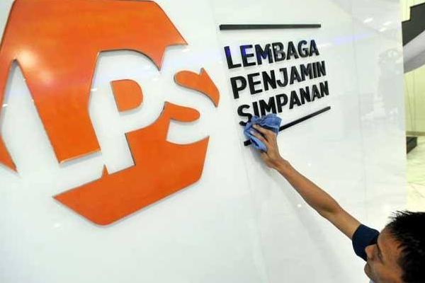 Program Kerja dan Kegiatan Badan Supervisi Lembaga Penjamin Simpanan diarahkan pada membuat laporan evaluasi kinerja Kelembagaan Lembaga Penjamin Simpanan, membuat laporan monitoring dan evaluasi untuk meningkatkan akuntabilitas, independensi, transparansi, dan kredibilitas kelembagaan Lembaga Penjamin Simpanan; dan membuat Laporan Kinerja Lembaga Penjamin Simpanan.