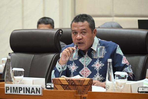 Ketika masyarakat bergerak, ekonomi lokal ikut bergerak. Inilah nilai tambah dari sebuah momentum besar seperti Piala Dunia.
