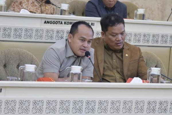 Anggota Komisi II DPR RI Ujang Bey menyampaikan pandangannya terkait permasalahan sertifikat tanah yang tengah menjadi sorotan publik.