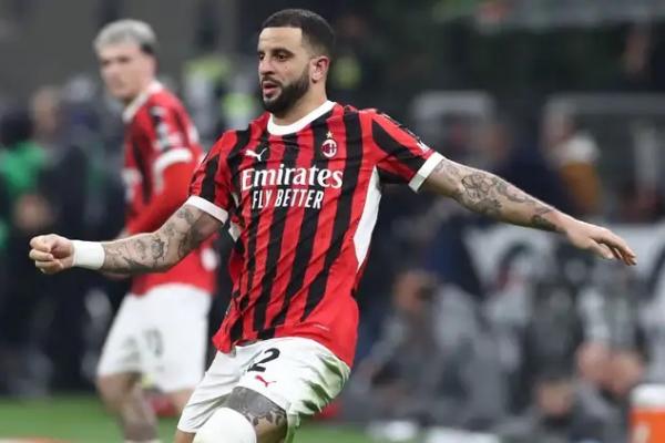 AC Milan kehilangan bek sayap andalan, Kyle Walker, dalam beberapa pekan ke depan.