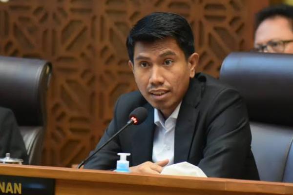 Jadi, saya pikir itu sesuatu yang bagus dan ini semua menjadi harapan mungkin PPPK yang selama ini ada isu akan dirumahkan dan itu terbantah dengan sendirinya.