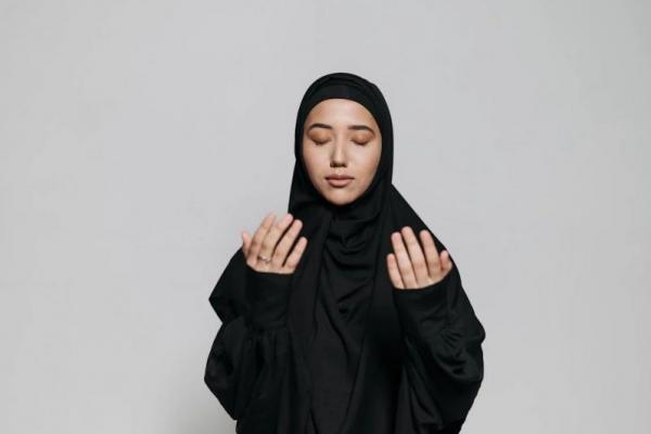 Bacaan Doa agar Terhindar dari Kekufuran dan Kemiskinan