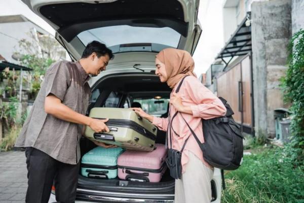 Mudik saat bulan suci Ramadan selalu memiliki makna emosional yang kuat bagi banyak orang