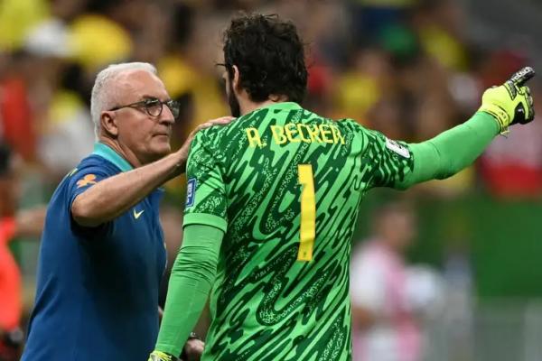 Alisson telah melakoni 21 penampilan di liga dengan catatan kebobolan sebanyak 18 gol dan clean sheets sebanyak sembilan pertandingan